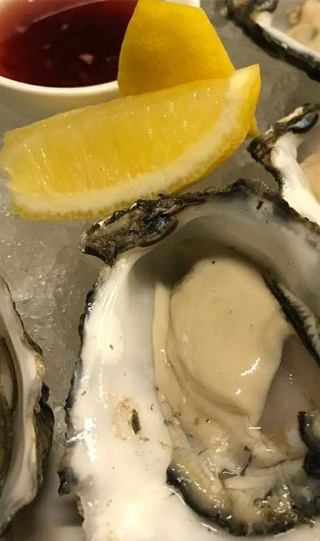 RST Seafood Restaurant - Accommodation Directory 9