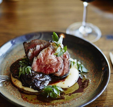 Taxi Kitchen - Accommodation Directory 9