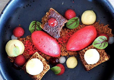 Taxi Kitchen - Accommodation Directory 8