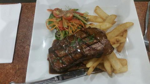 Seasons Restaurant - Accommodation Directory 0