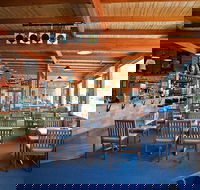 Iron Horse Bar and Grill - Accommodation Directory