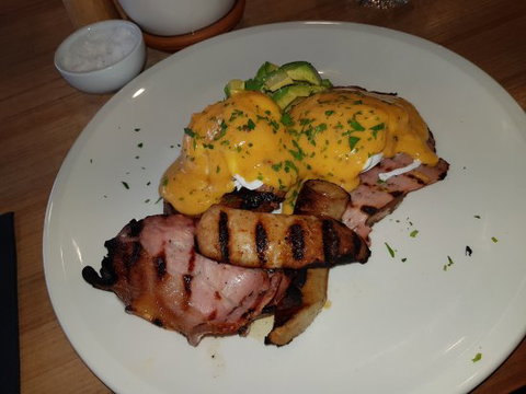 Six-Zer0 - Accommodation Directory 0