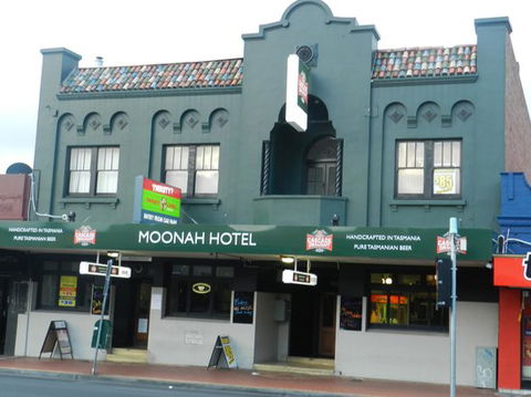 The Moonah Hotel - Accommodation Directory 0