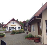 Alpenrose Lakeside Bistro  Bar - Accommodation Directory