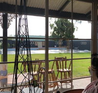 Huntington Tavern - Accommodation Directory