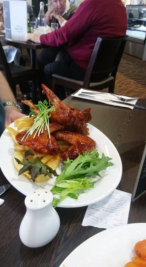 Mowbray Hotel Bistro - Accommodation Directory 1