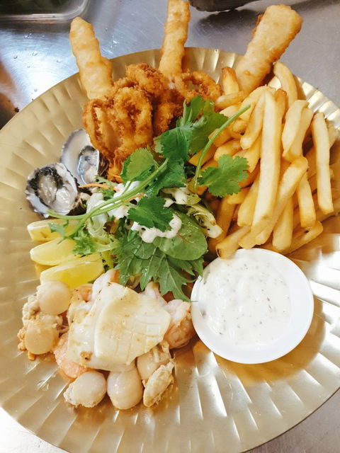 Mt Lyell Hotel Thai - European Bar And Restaurant - Accommodation Directory 7