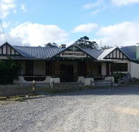Pub in the Paddock - Accommodation Directory
