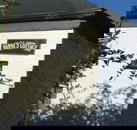 The Grove - Accommodation Directory