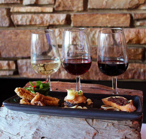 Other Side Of The Moon Restaurant - Accommodation Directory 23