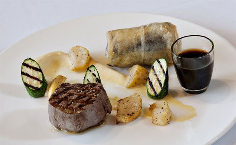 Other Side Of The Moon Restaurant - Accommodation Directory 4