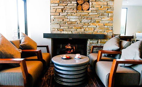 Other Side Of The Moon Restaurant - Accommodation Directory 8