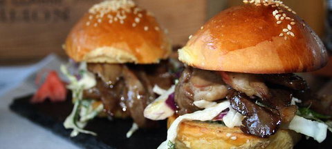 The Robertson Hotel Dining Room - Accommodation Directory 0