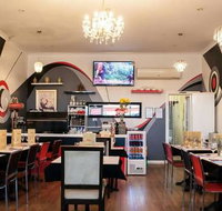 MoMo's Cafe and Restaurant - Accommodation Directory