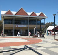 Han's Cafe - Accommodation Directory