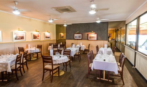 Sails Restaurant - Accommodation Directory 0