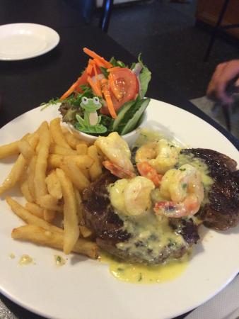 Aldinga Pub - Accommodation Directory 0