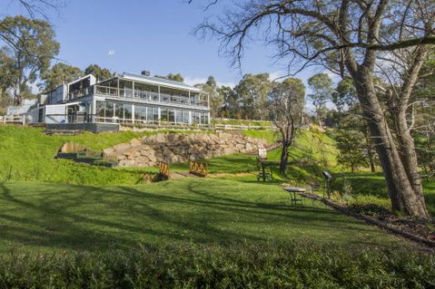 Inglewood Inn - Accommodation Directory 0