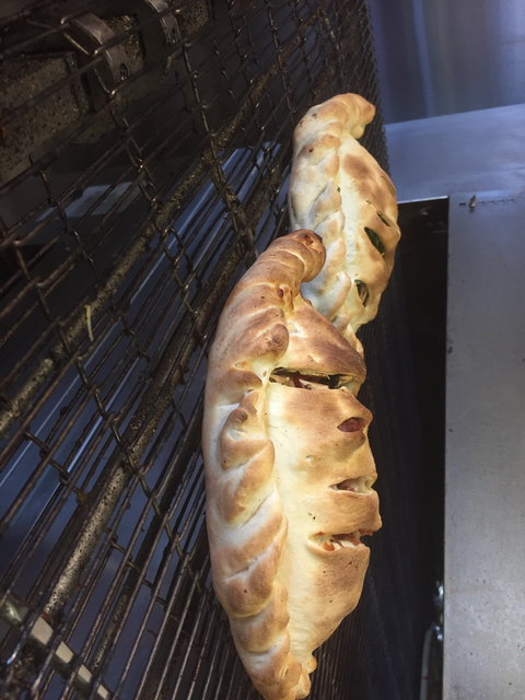 Molto Bene Pizzeria - Accommodation Directory 2