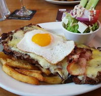 Willunga Hotel - Accommodation Directory