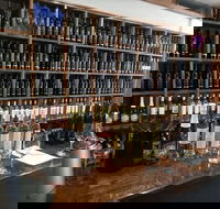 Dell'uva Wines - Accommodation Directory