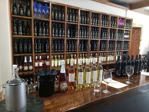 Dell'uva Wines - Accommodation Directory 0