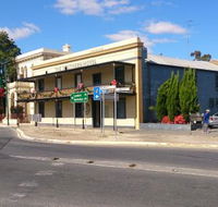 The Southern Hotel - Accommodation Directory