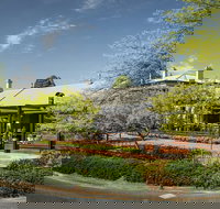 The Stirling Hotel Food - Accommodation Directory