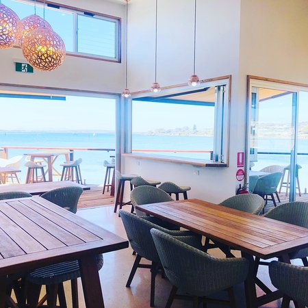 Oyster HQ - Accommodation Directory 0