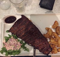 Trinity Beach Tavern - Accommodation Directory