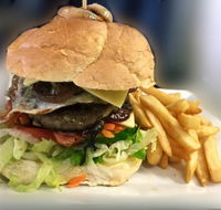 Enigmas Cafe Restaurant - Accommodation Directory