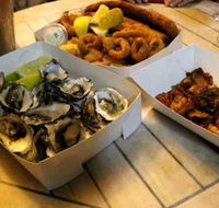 Noosa Harbour Fish Market - Accommodation Directory