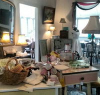 Victory Tea Rooms  Antiques - Accommodation Directory