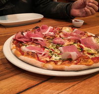 11 Inch Pizza Little Collins - Accommodation Directory