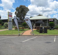 Farmhouse Coffee Lounge - Accommodation Directory