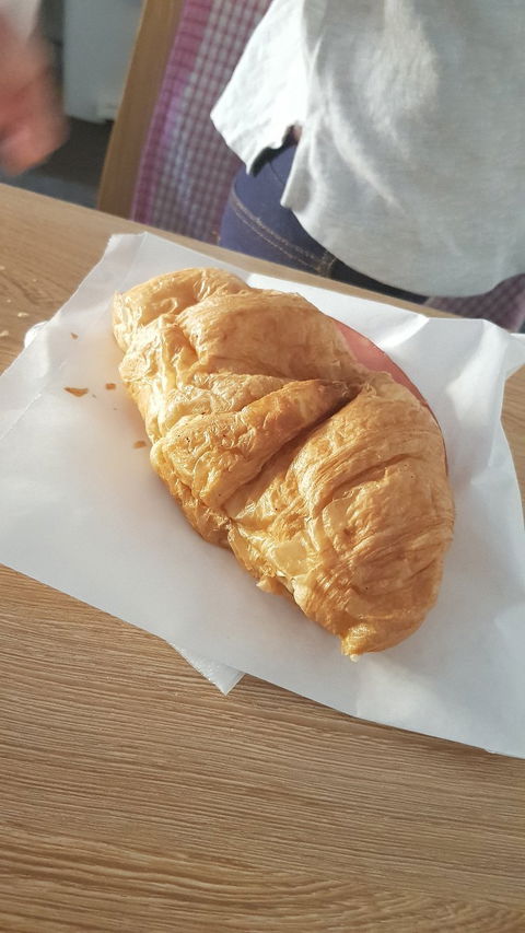 Kelz Bakehouse - Accommodation Directory 5
