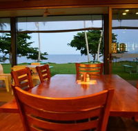 King Reef Hotel Restaurant - Accommodation Directory