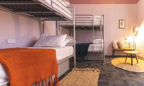 United Backpackers - Accommodation Directory 4