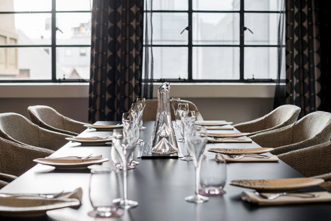 Adelphi Hotel - Accommodation Directory 11