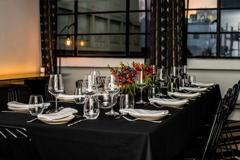 Adelphi Hotel - Accommodation Directory 12