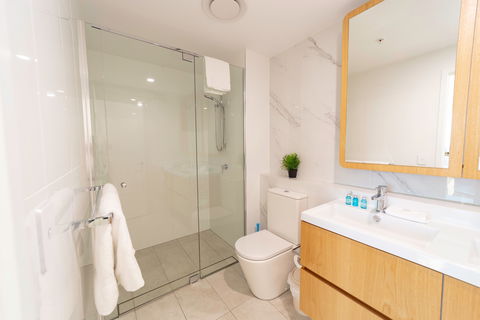 Arise Brisbane One - Accommodation Directory 4