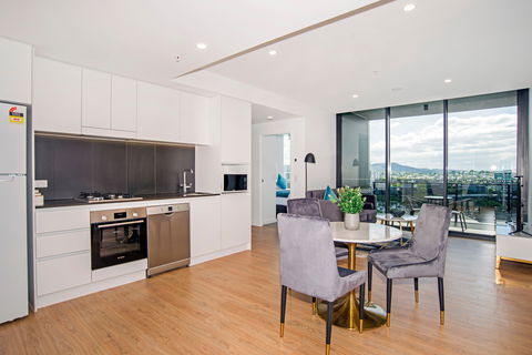 Arise Brisbane One - Accommodation Directory 10