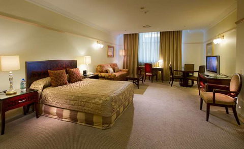 Royal Albert Hotel - Accommodation Directory 16