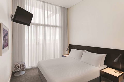 Adina Apartment Hotel Perth - Accommodation Directory 9