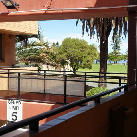 City Waters - Accommodation Directory 1