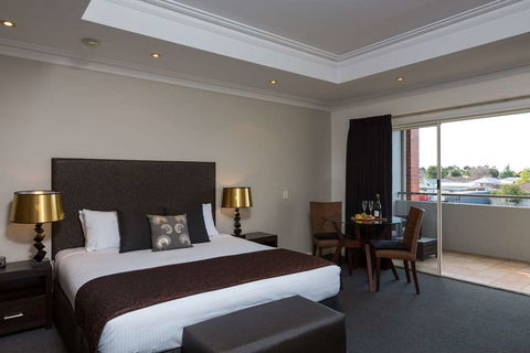 All Seasons Bendigo - Accommodation Directory 10