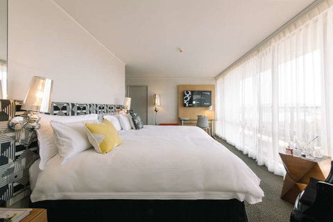 QT Canberra - Accommodation Directory 6