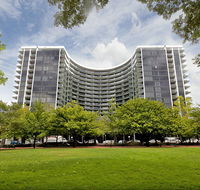 Astra Canberra Manhattan - Accommodation Directory