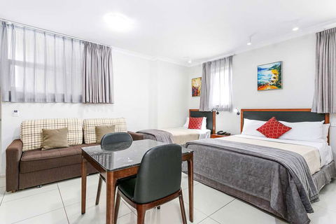 Comfort Inn & Suites Burwood - Accommodation Directory 6