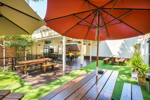 Nightcap At Regents Park Hotel - Accommodation Directory 9